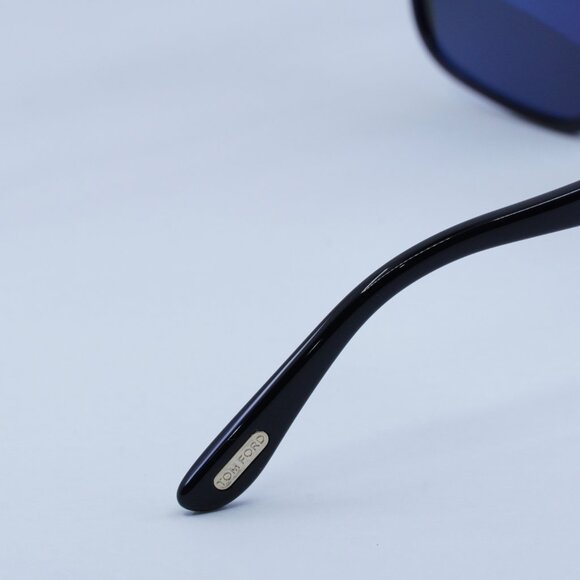 🕶️ New Tom Ford Pierre-02 FT1000 01A Sunglasses - Shiny Black Frame - Picture 8 of 10